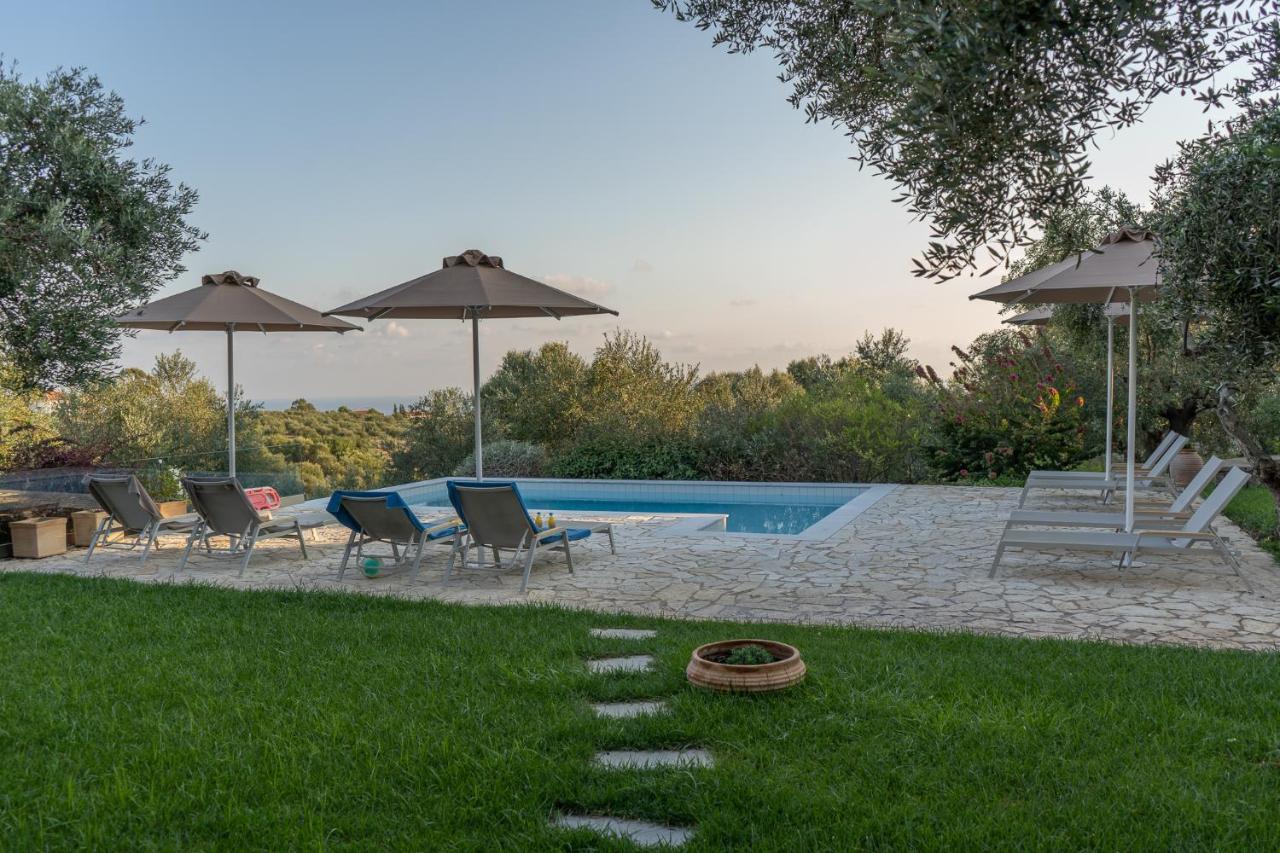 Abelia Luxurious Villas 피니코운타 외부 사진